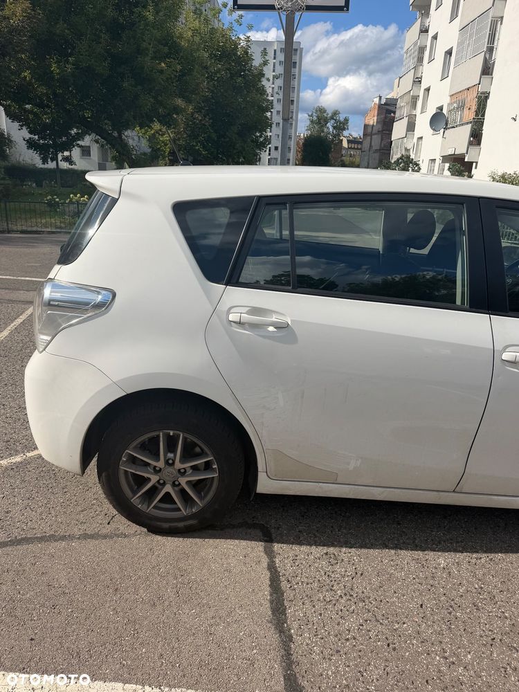 Toyota Verso 1.6 - 7