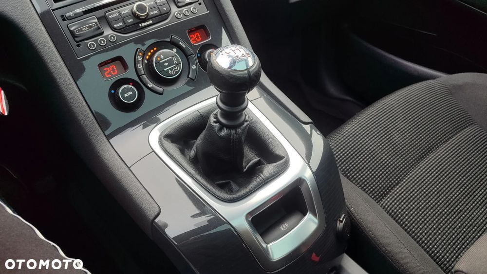 Peugeot 5008 HDI FAP 115 Allure - 38