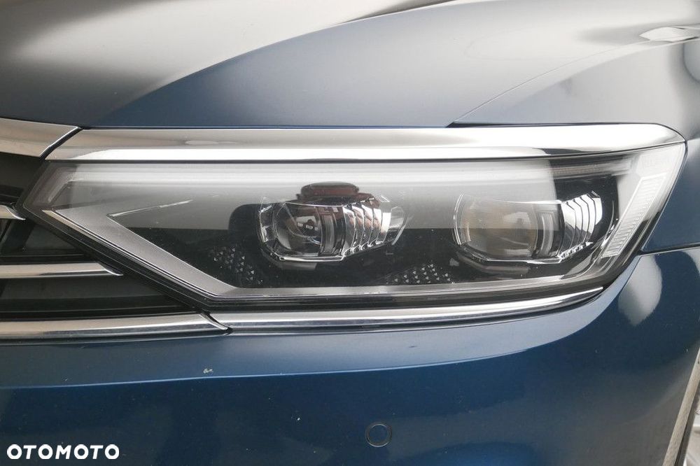 Volkswagen Passat Variant 2.0 TSI Elegance DSG - 13