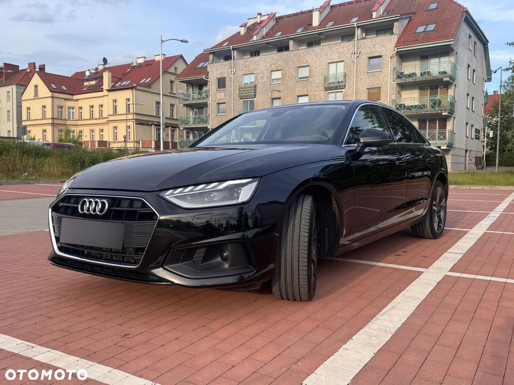 Audi A4 35 TDI S tronic - 2