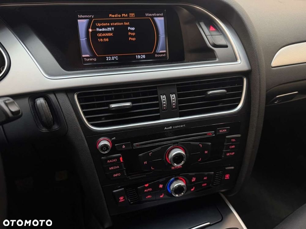 Audi A4 Avant - 27