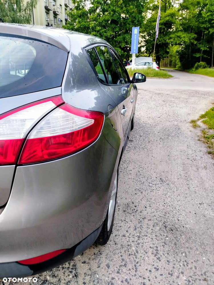 Renault Megane 1.6 16V Color Edition - 6