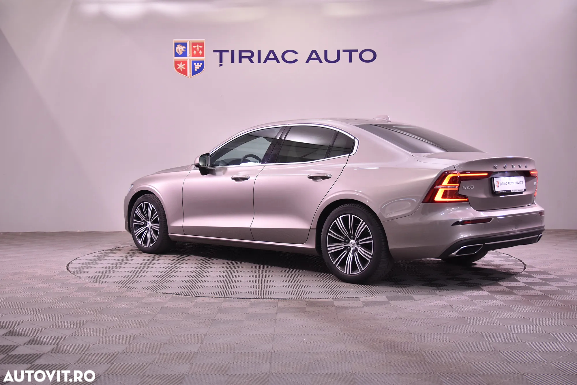 Volvo S60 - 3