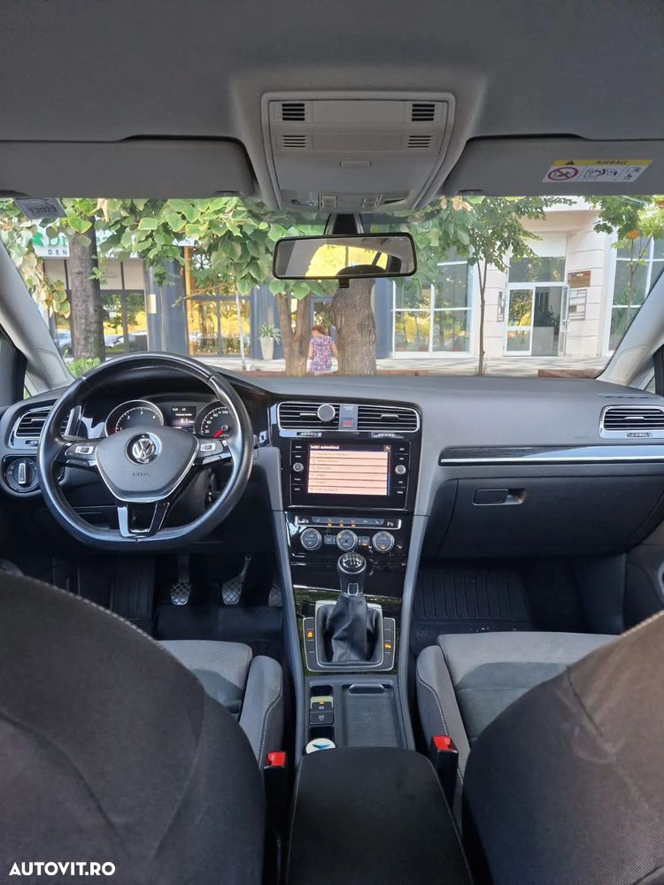 Volkswagen Golf 2.0 TDI Highline - 4