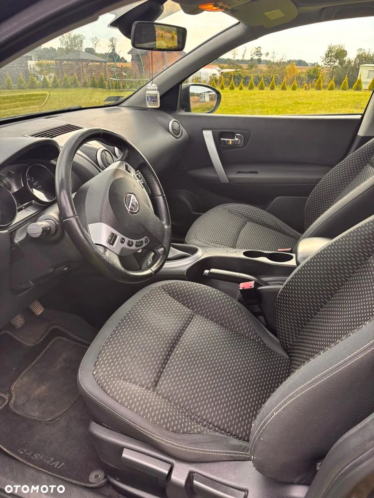 Nissan Qashqai - 7