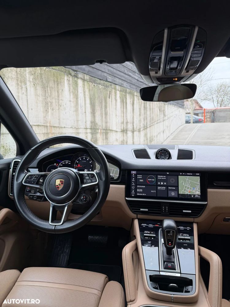 Porsche Cayenne - 13