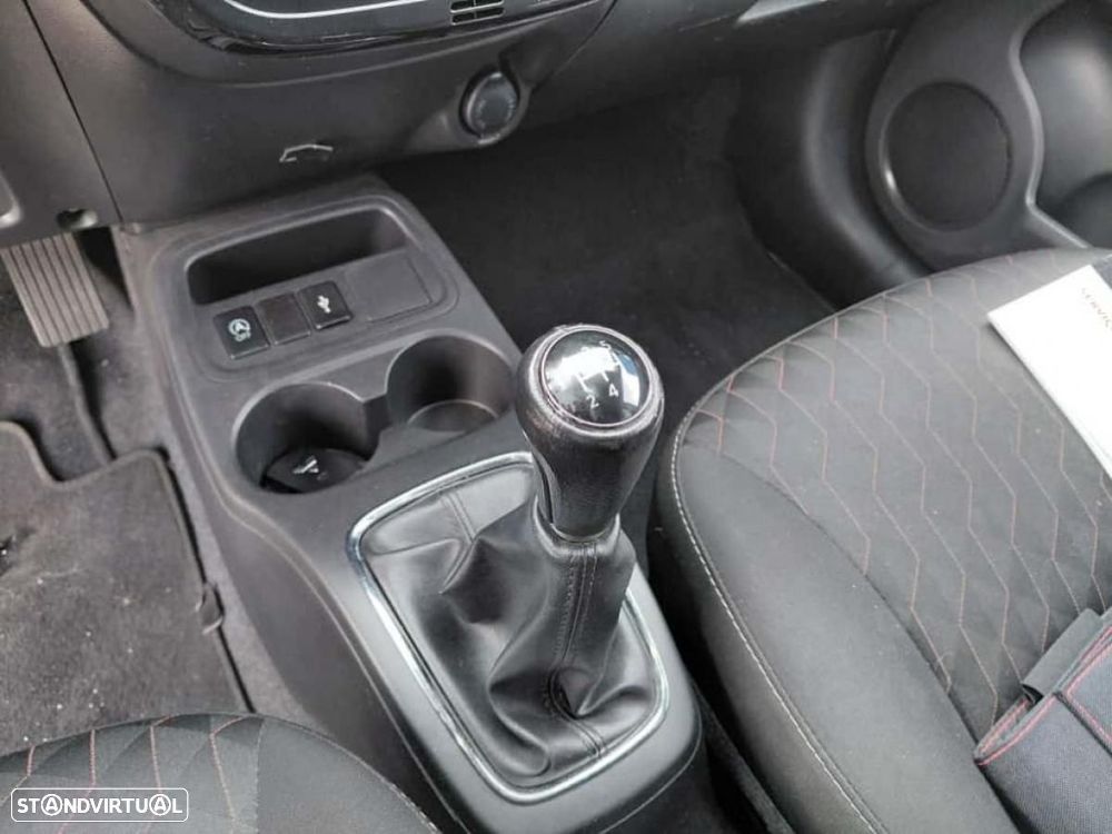 Mitsubishi Space Star 1.2 Intense - 7