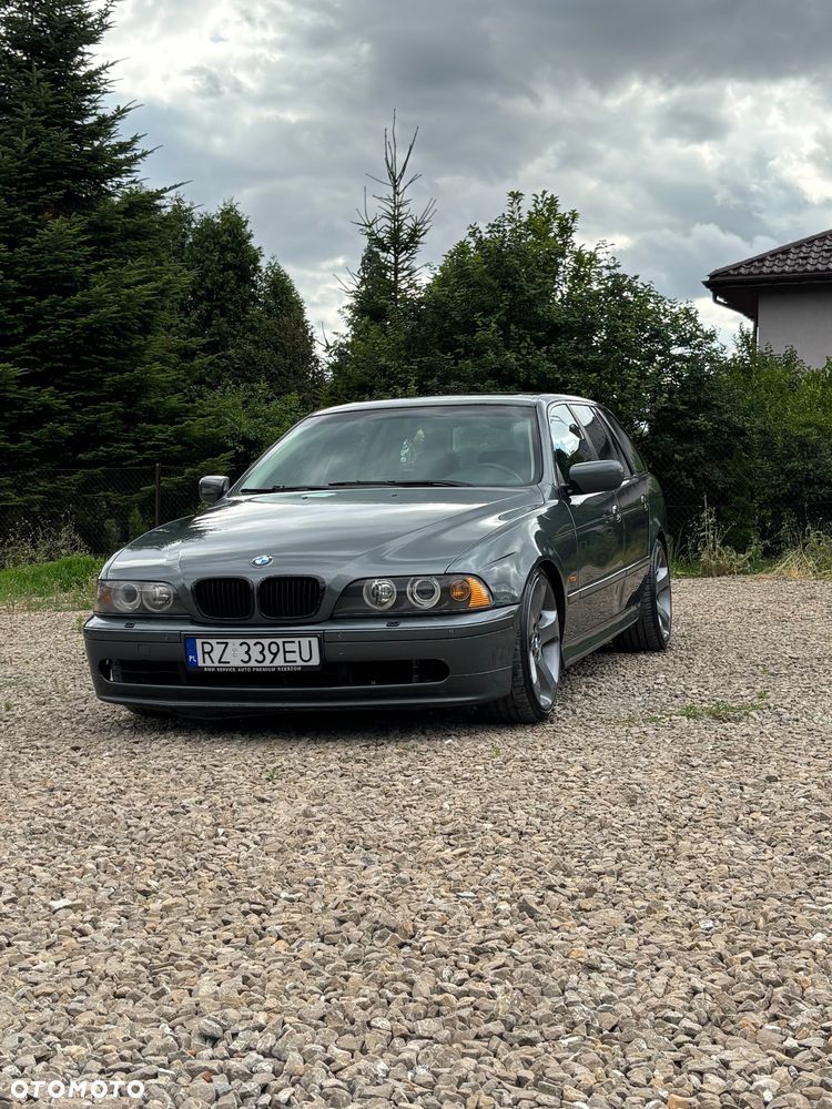 BMW Seria 5 - 1