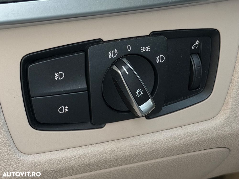 BMW Seria 3 320d Aut. Modern Line - 20