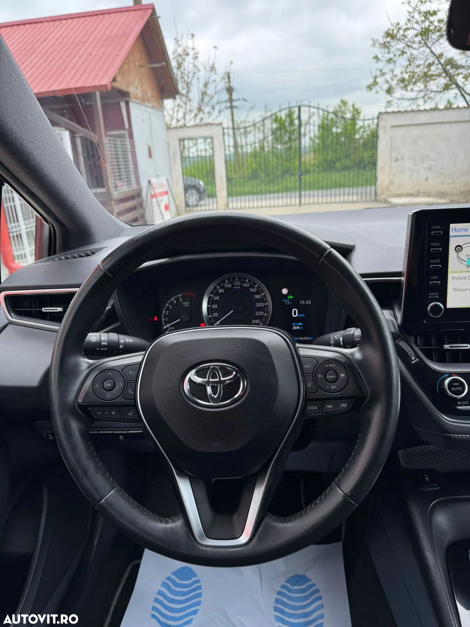 Toyota Corolla 1.8 HSD Business - 15