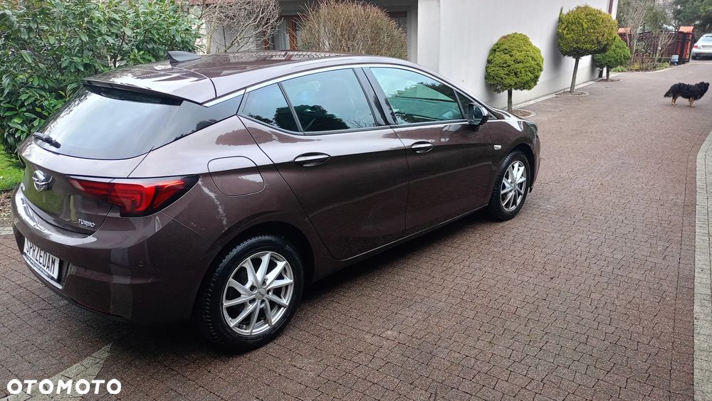 Opel Astra 1.4 Turbo Edition - 10