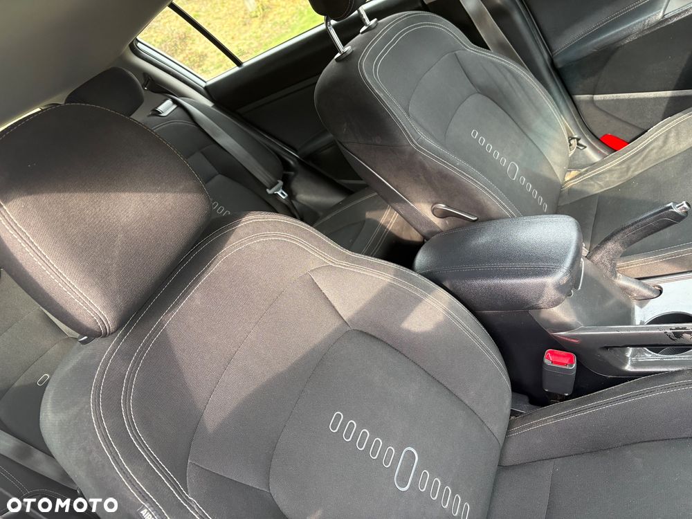 Kia Sportage 2.0 CRDI L - 10