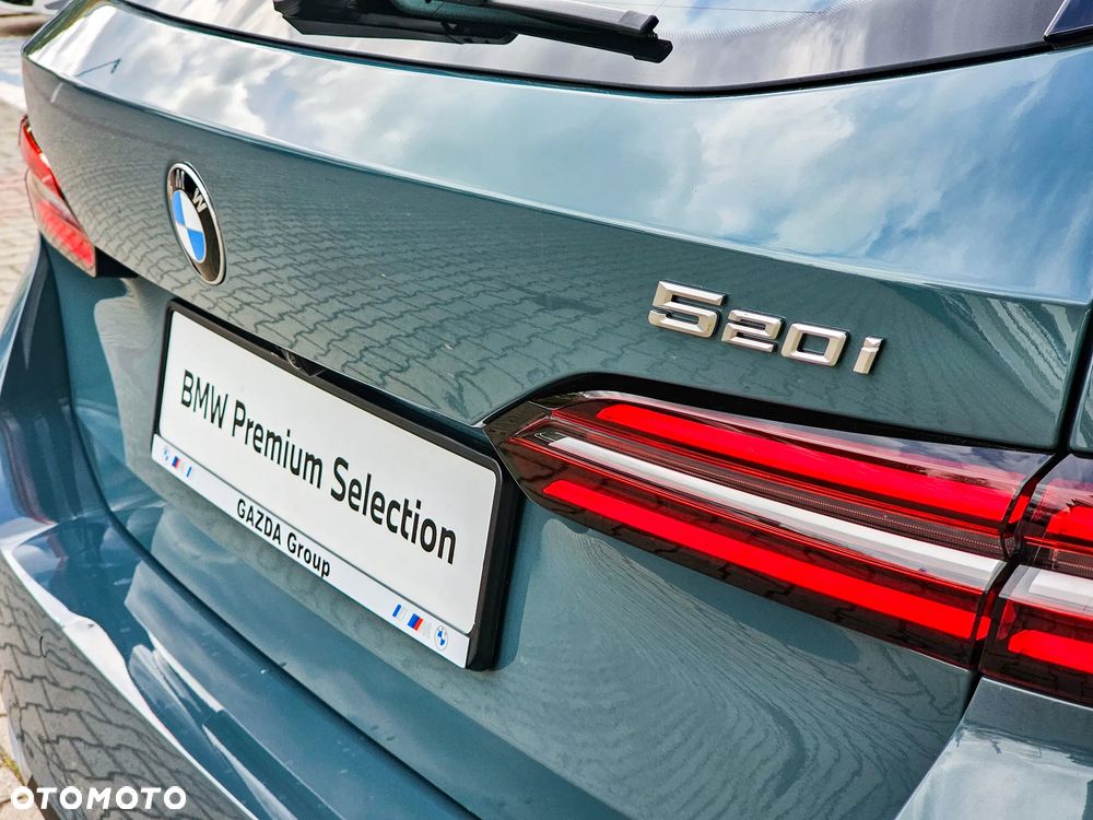 BMW Seria 5 520i - 7