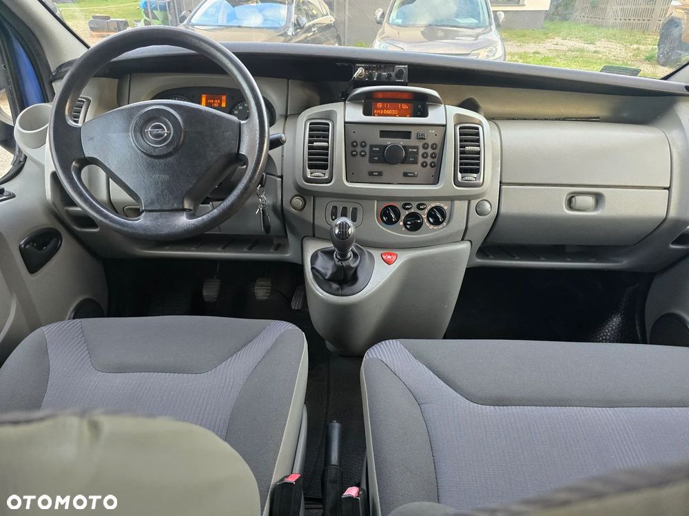 Opel Vivaro - 14