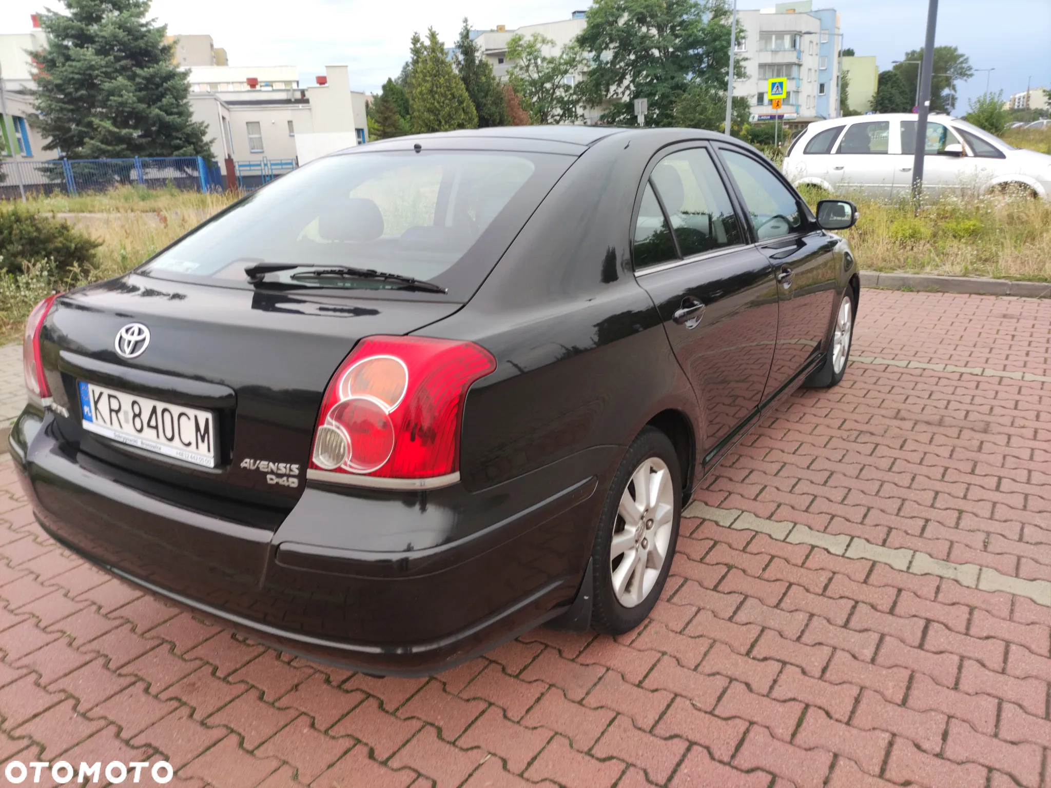 Toyota Avensis 2.0 D-4D Sol - 6