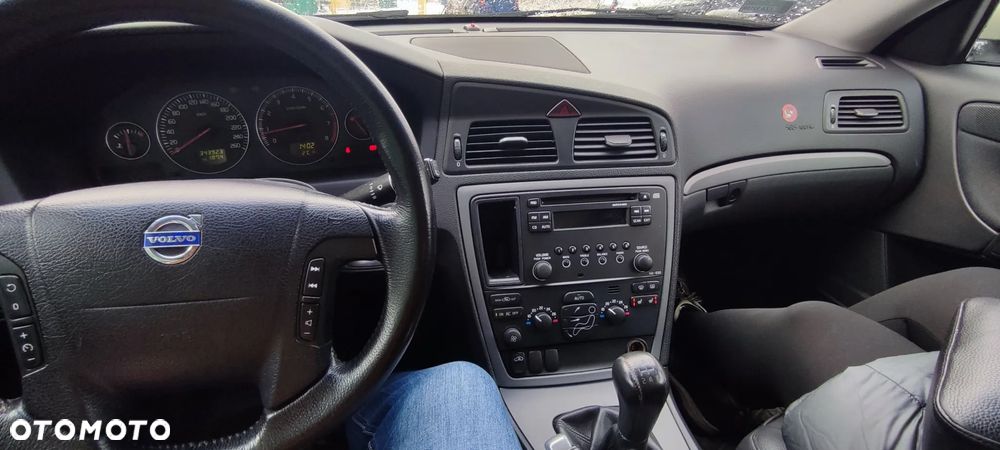 Volvo V70 2.4 Kinetic - 29