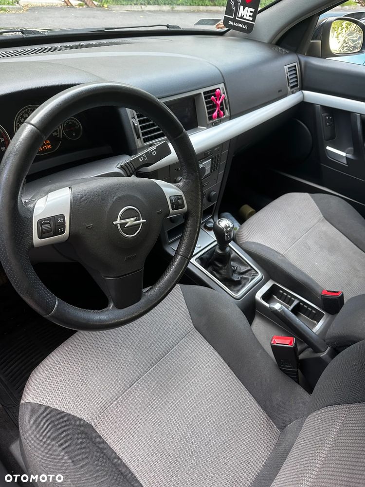 Opel Vectra 1.8 - 3