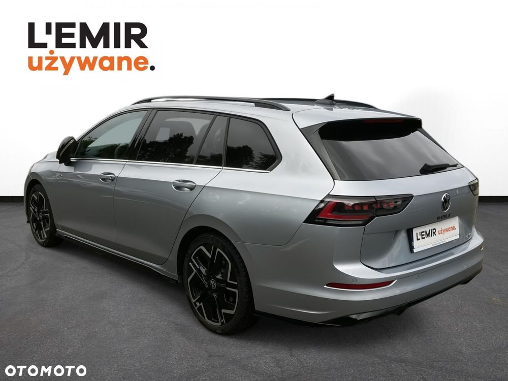 Volkswagen Golf VIII 1.5 eTSI mHEV R-Line DSG - 33