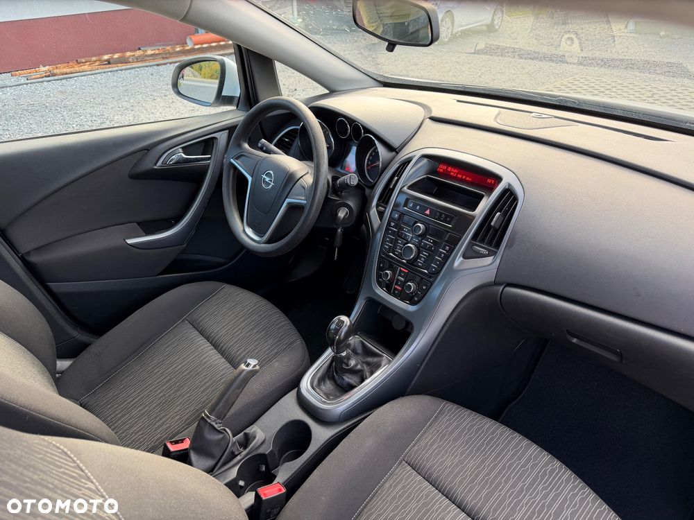 Opel Astra - 25