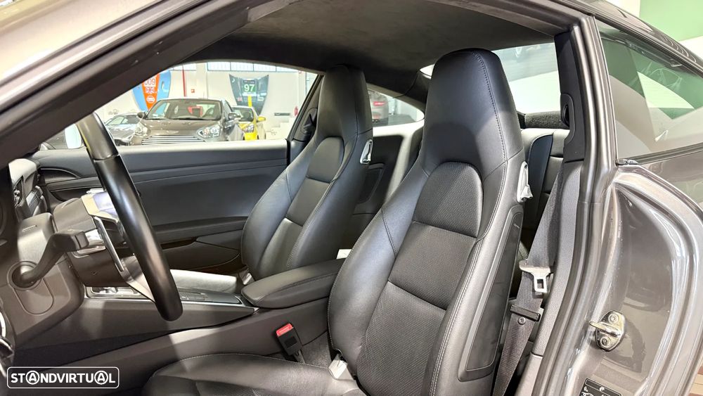 Porsche 911 (991) Carrera PDK - 16