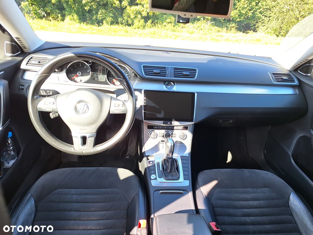 Volkswagen Passat 2.0 TSI Highline DSG - 9