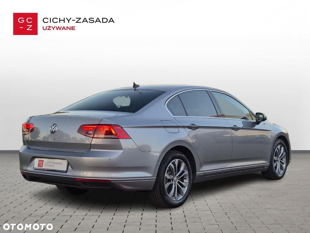 Volkswagen Passat 2.0 TDI EVO Business DSG - 5