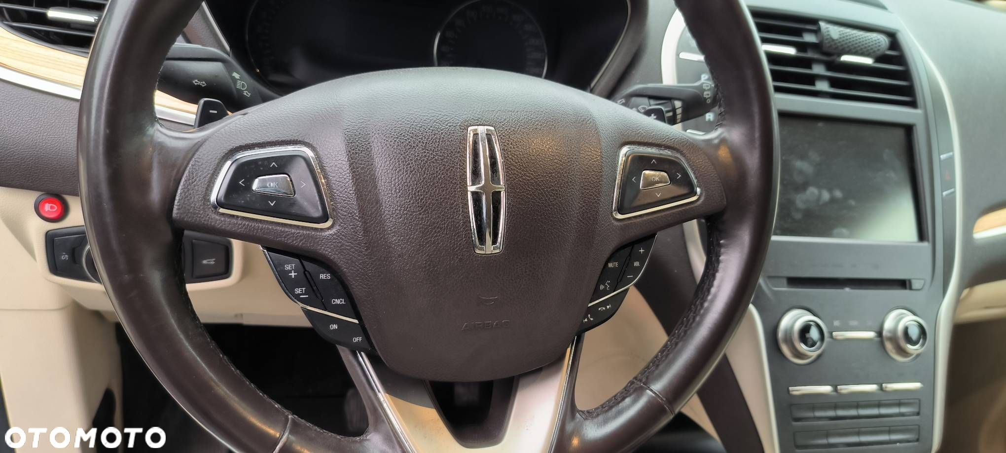 DESKA KOKPIT LINCOLN MKC AIRBAG PASY - 4
