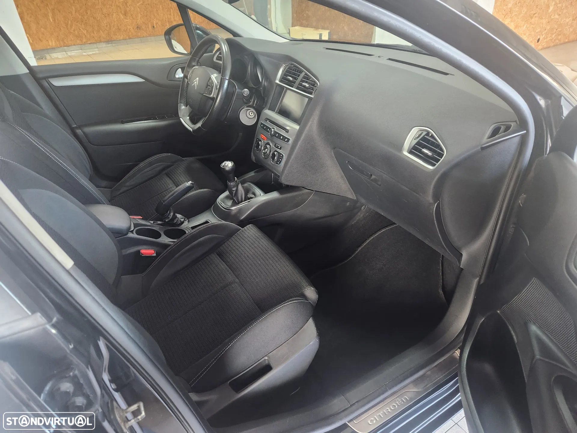 Citroën C4 1.6 BlueHDi Feel - 29