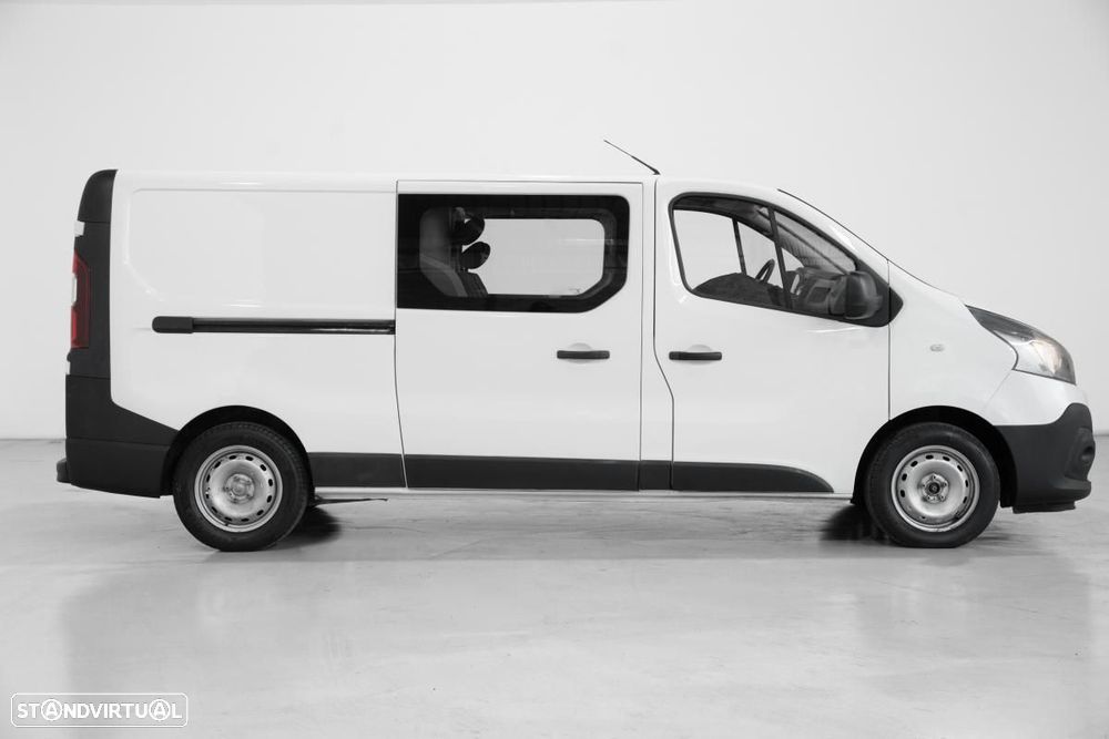 Renault Trafic 2017 photo 2