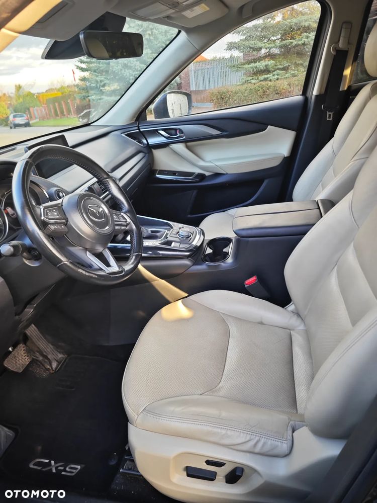 Mazda CX-9 - 8