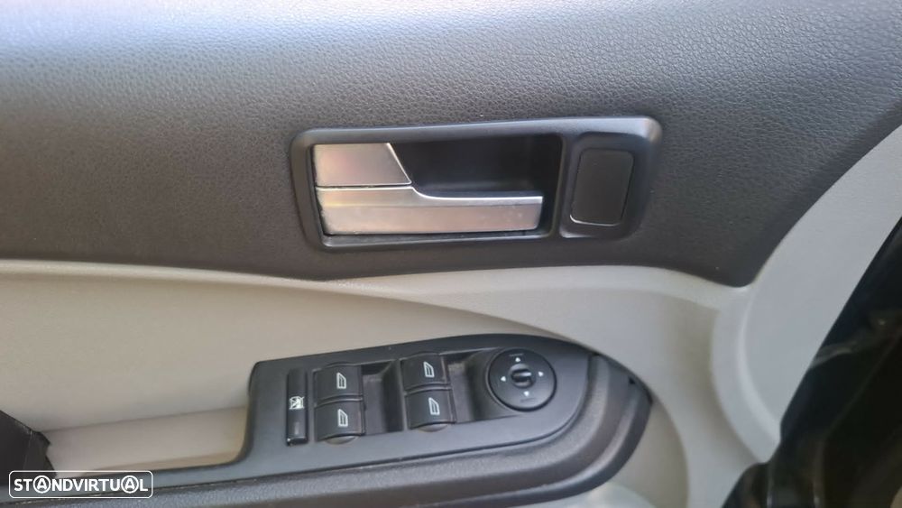 Ford Focus C-Max 1.6 TDCi Ambiente - 18