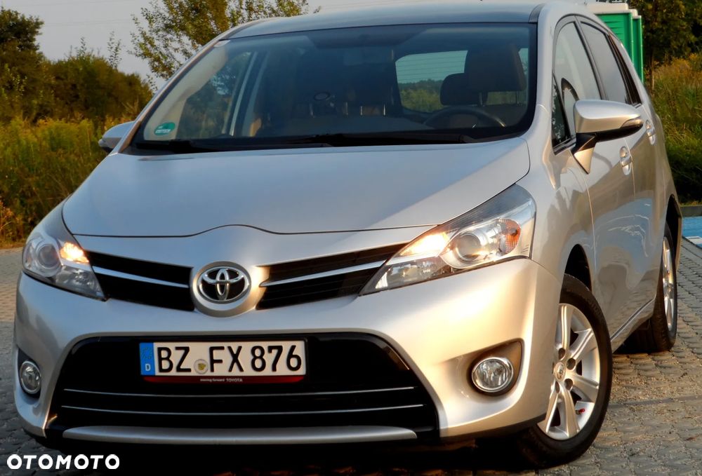 Toyota Verso 1.6 5-Sitzer Life - 5