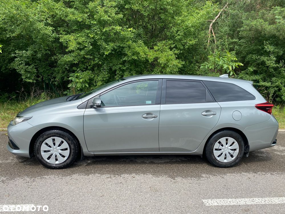 Toyota Auris 1.6 Active - 3