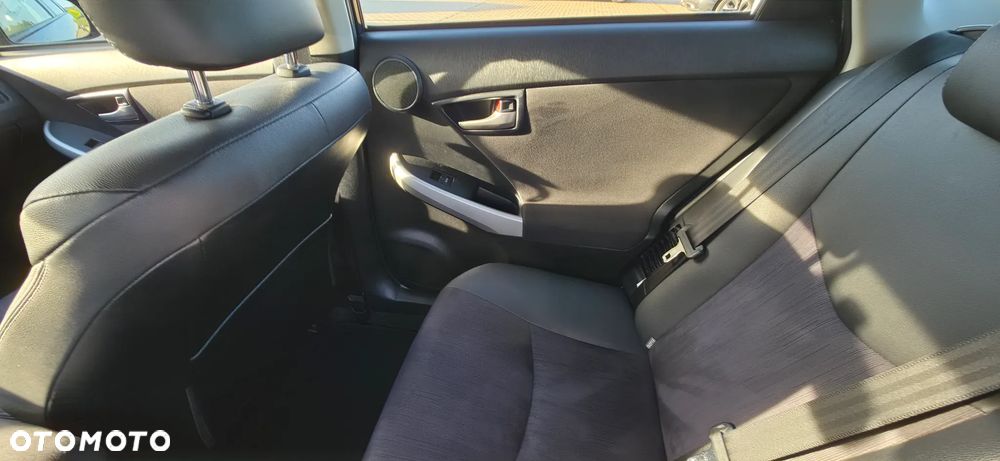Toyota Prius - 10