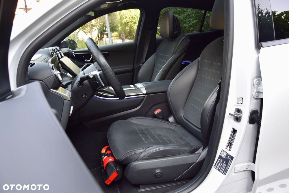 Mercedes-Benz GLC 300 mHEV 4-Matic AMG Line - 21