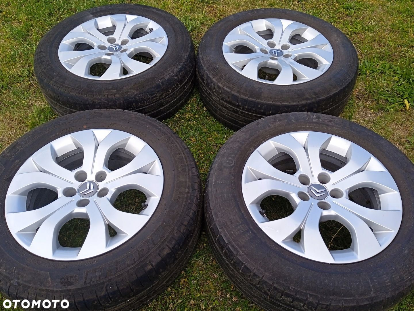 felgi aluminiowe 5x98 Citroen C8 Jumpy Evasion Peugeot 806 807 - 2