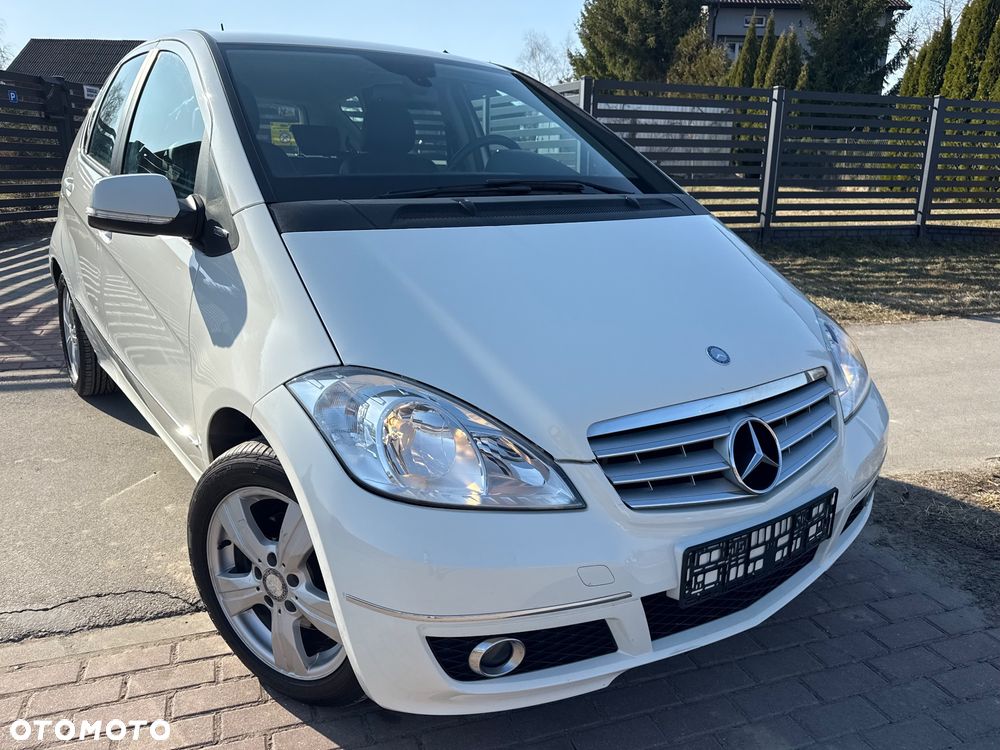 Mercedes-Benz Klasa A 180 Autotronic Avantgarde Special Edition - 4