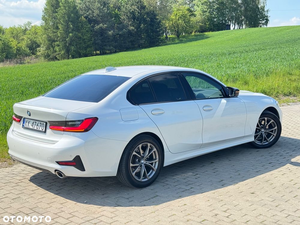 BMW Seria 3 320d - 14