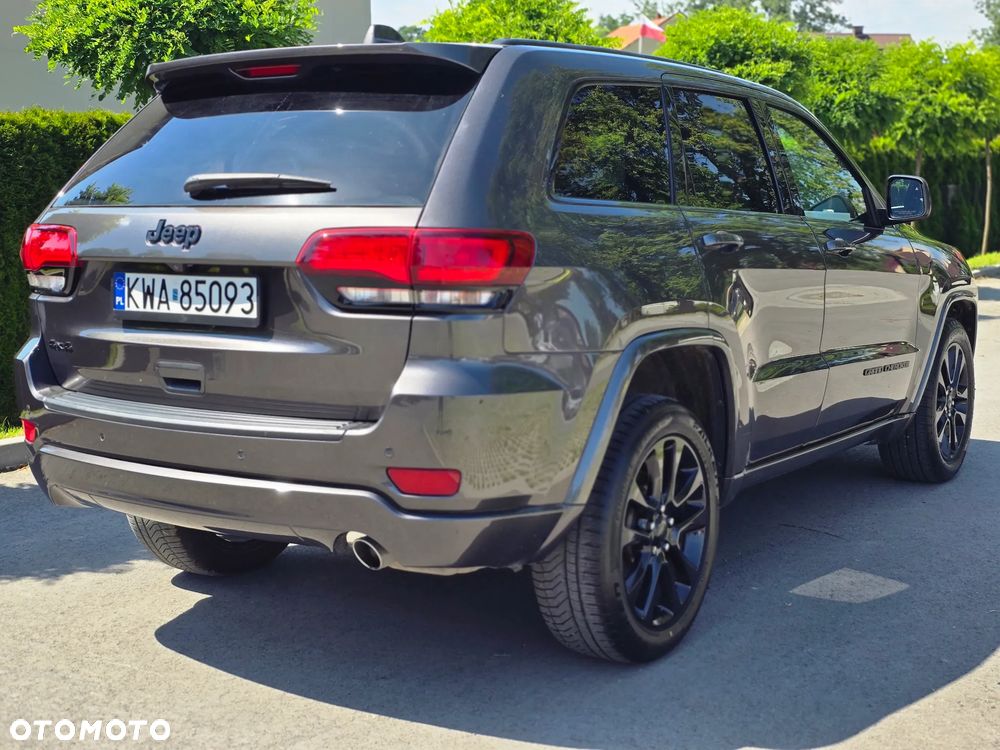 Jeep Grand Cherokee - 6