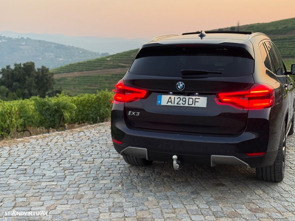 BMW iX3 M Sport Inspiring - 28