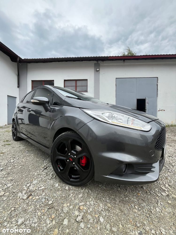 Ford Fiesta ST200 - 3
