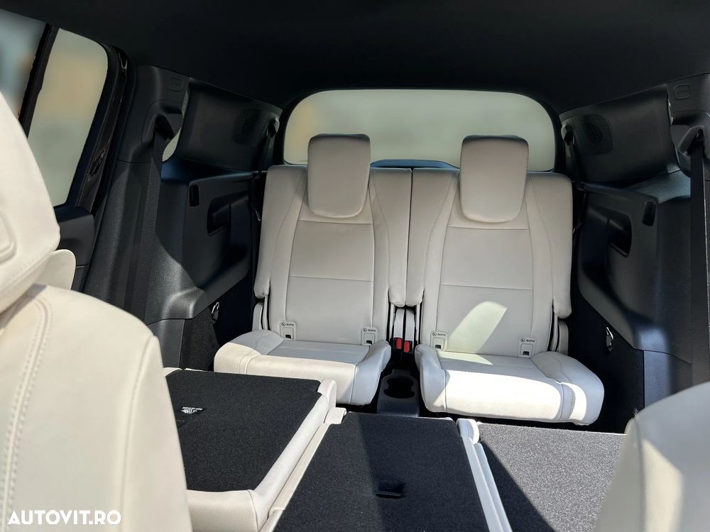Mercedes-Benz GLB 220 4MATIC - 18