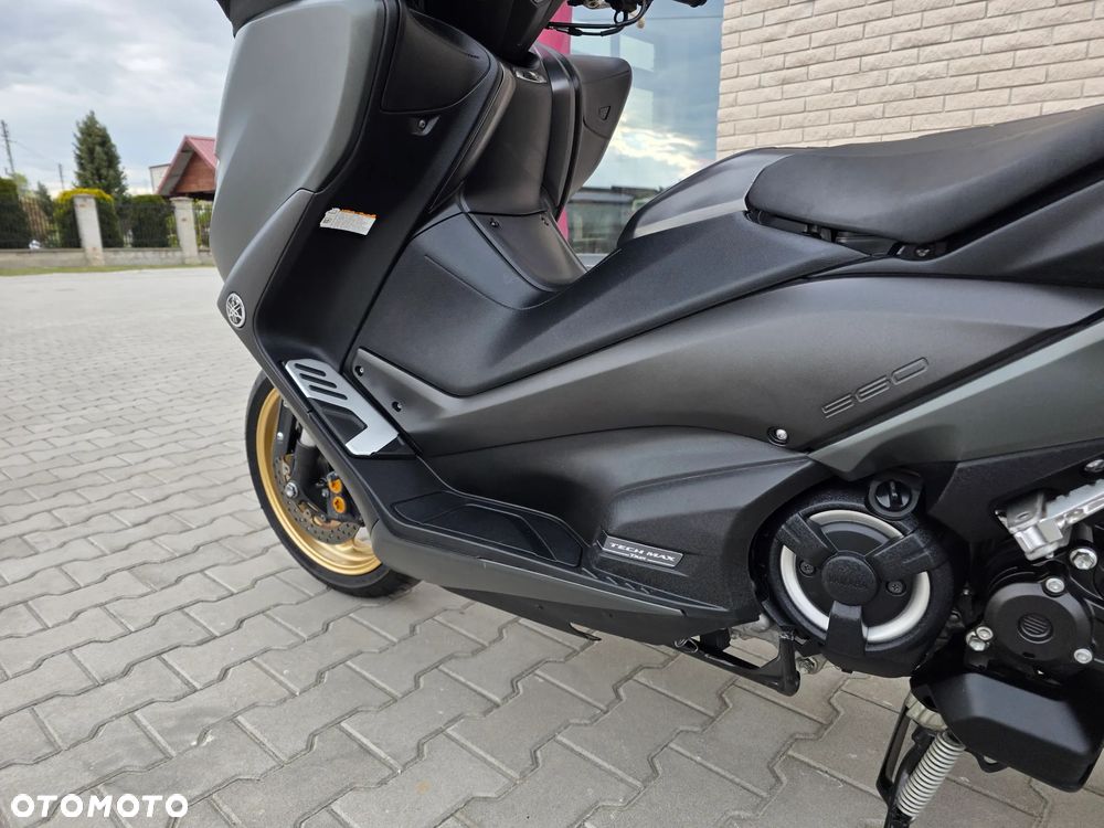 Yamaha Tmax - 7