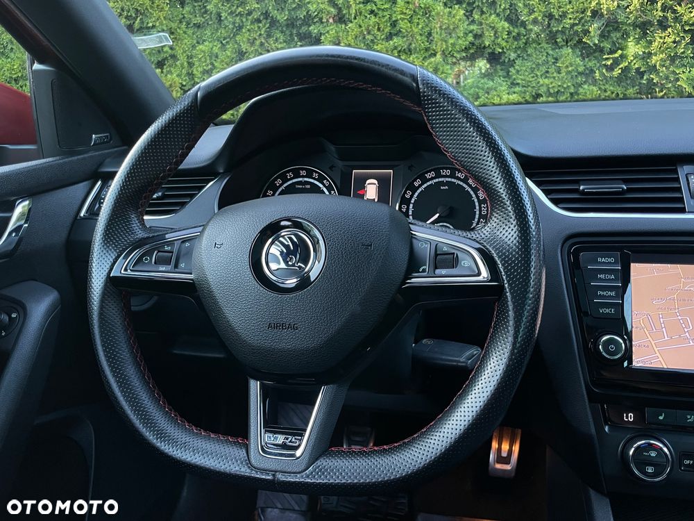 Skoda Octavia 2.0 TDI RS - 32