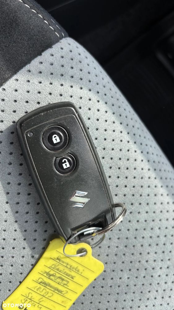 Suzuki SX4 1.6 Comfort - 26