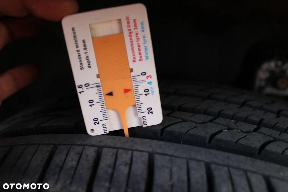 Suzuki Grand Vitara 2.4 Comfort Limited - 17