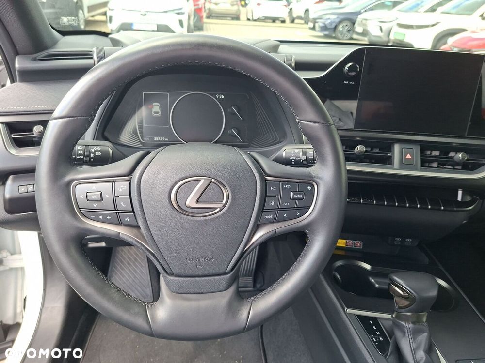 Lexus UX 250h GPF F Sport Design 2WD - 17