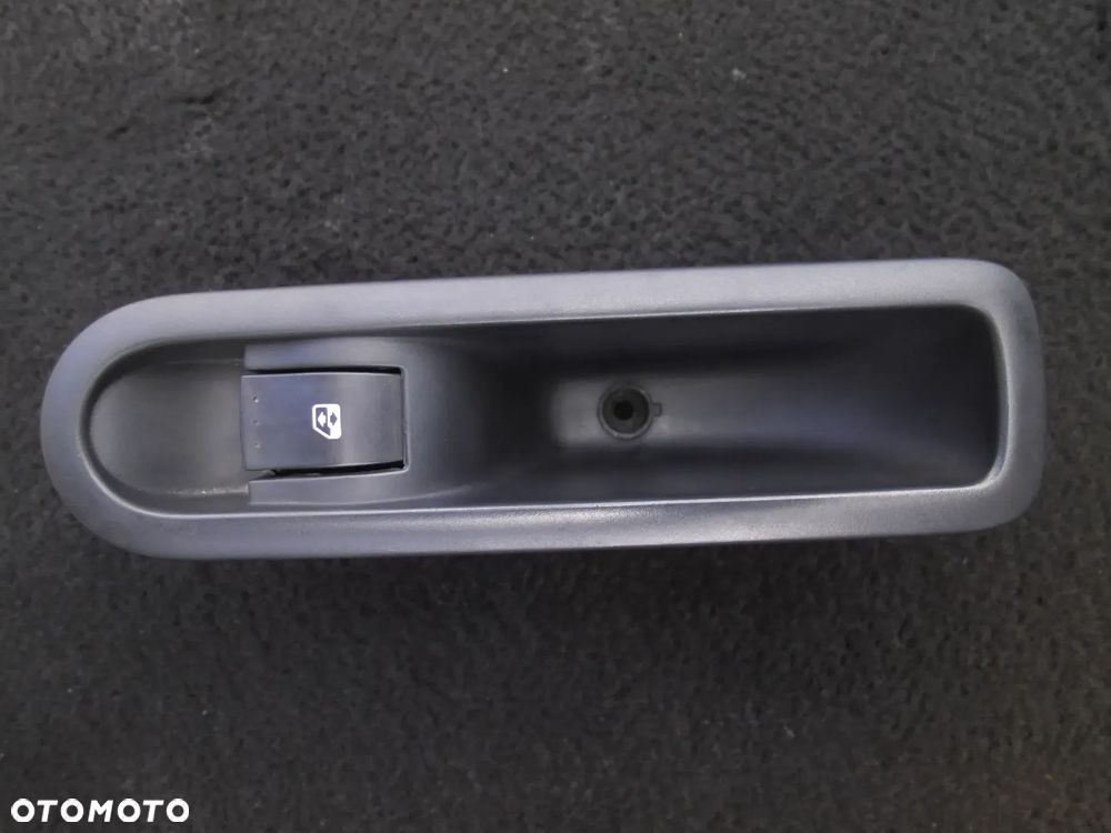 RENAULT SCENIC II PANEL STEROWANIA PRZEŁĄCZNIK SZYB TYLNY TYŁ 21980 156013870 POSIADAM 2SZT - 1