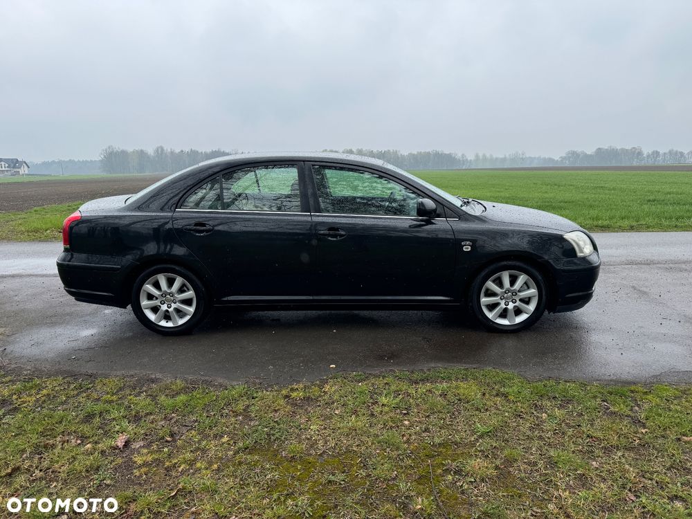 Toyota Avensis 2.0 D-4D Prestige - 4