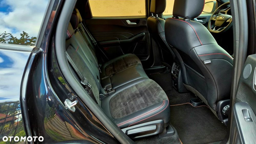 Ford Kuga 2.5 Duratec PHEV ST-LINE X - 17